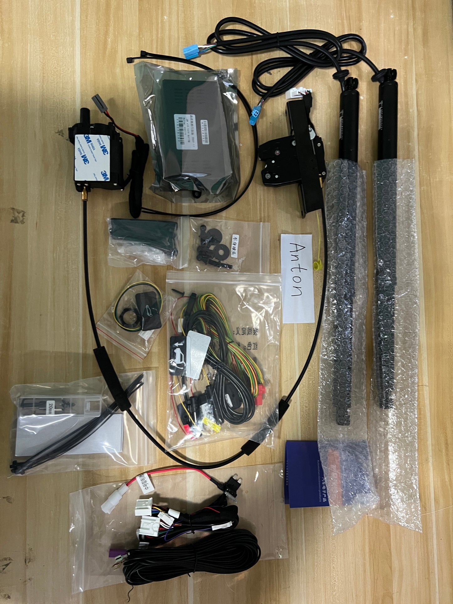 Electric Tailgate Lift for Range Rover L322 (2002-2012) | Smart Power Trunk Retrofit Kit